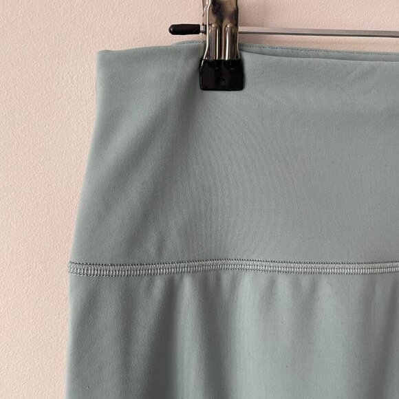 Lululemon 2022 Wunder Train Contour Fit High-Rise Crop 21" Misty Glade Green 12 - Picture 4 of 7